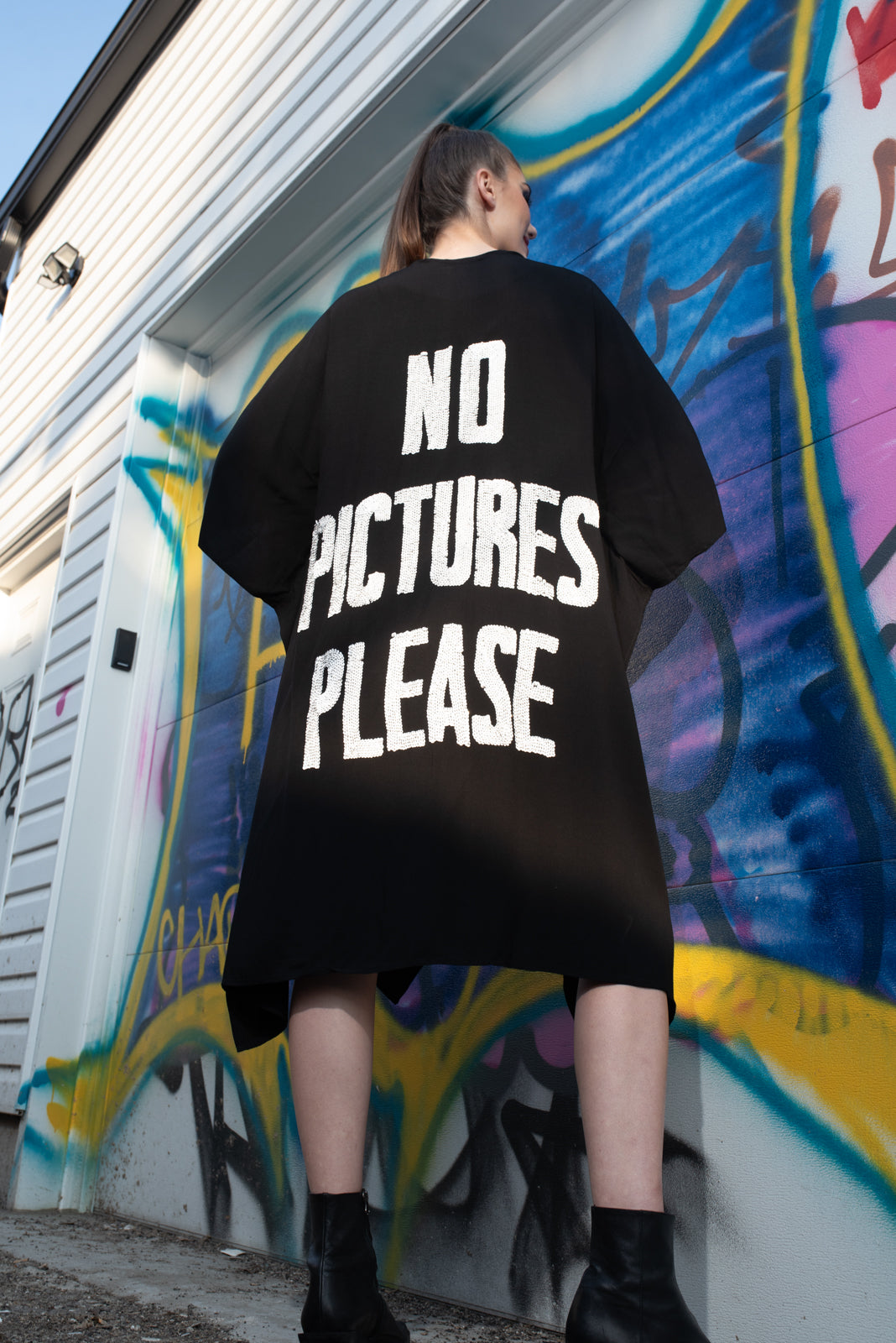 Cover Jacket  No Pictures Please White